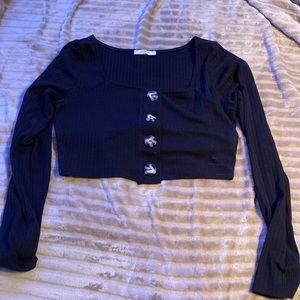 Long sleeve crop top